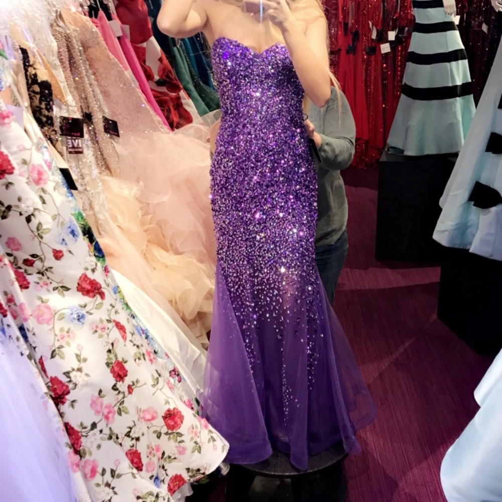 PROM DRESS